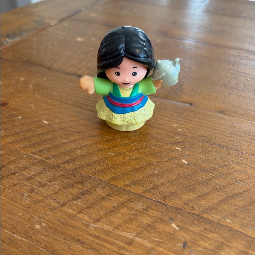 Fisher Price Little People Mulan with teapot as is